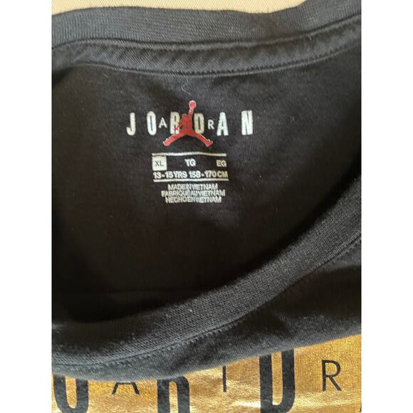 Air Jordan Black Gold Lamé Logo T-Shirt Boys US XL 100% Cotton Short Sleeve - Picture 3 of 7